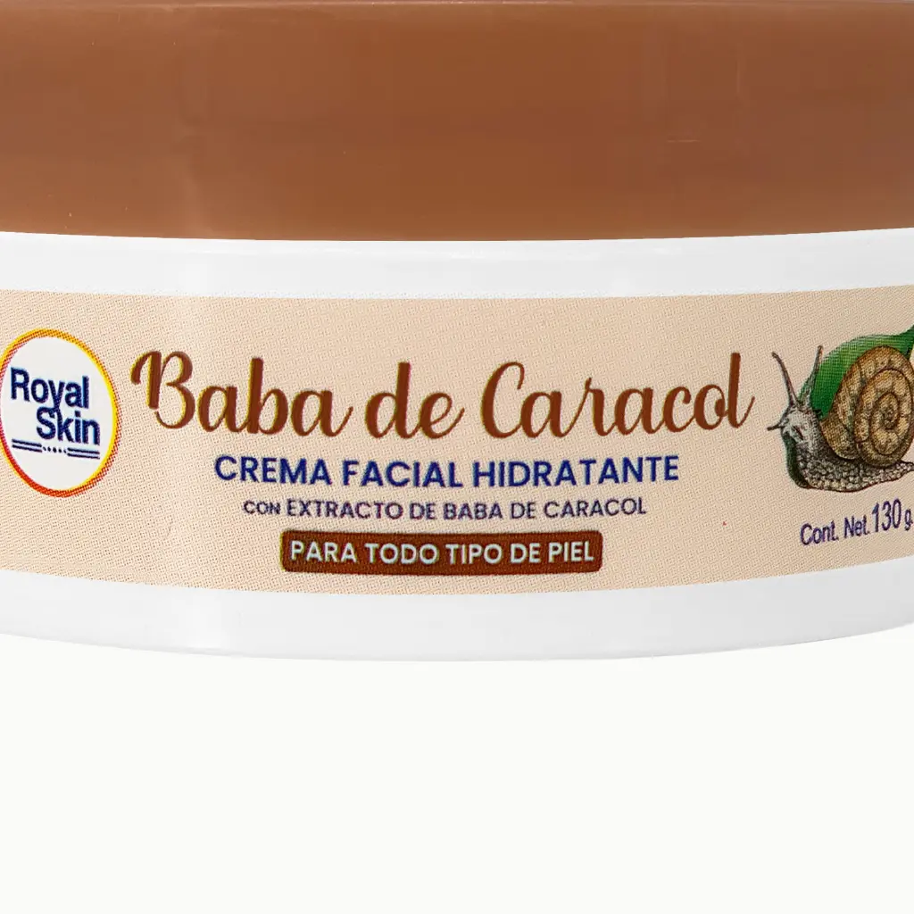 Detalle del envase de crema facial con baba de caracol Royal Skin